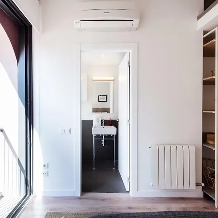 Petit Luxe Tobella Esquerra