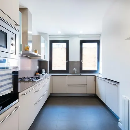 Petit Luxe Tobella Esquerra Appartement