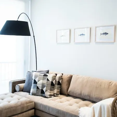 Petit Luxe Tobella Esquerra