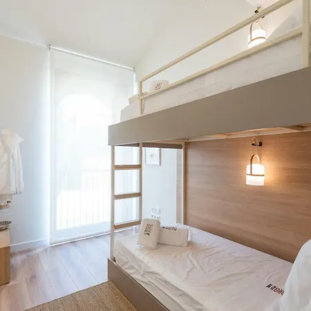 Petit Luxe Tobella Esquerra Terrassa