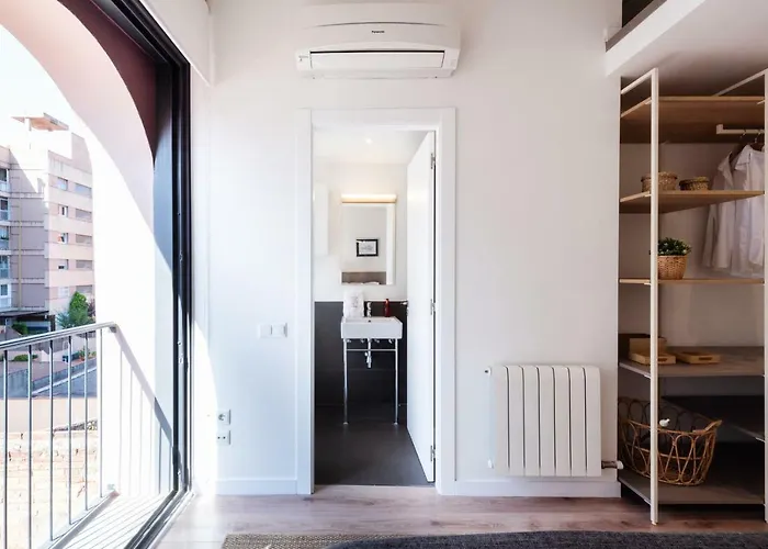 Petit Luxe Tobella Esquerra